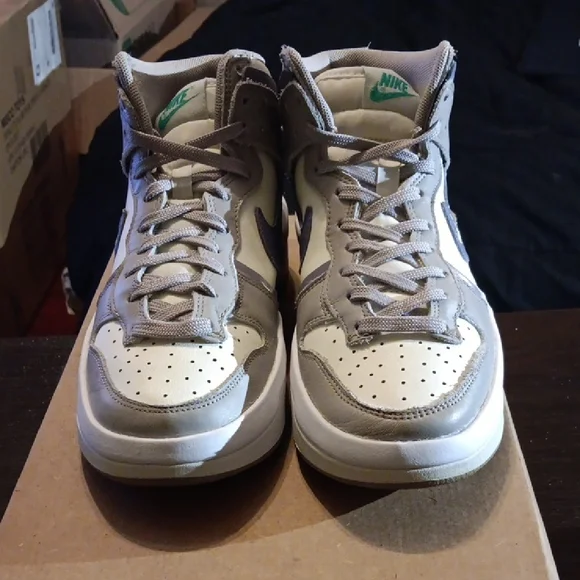 Nike Dunk High Up Iron Purple Womens 7.5 EUC - Picture 4 of 9